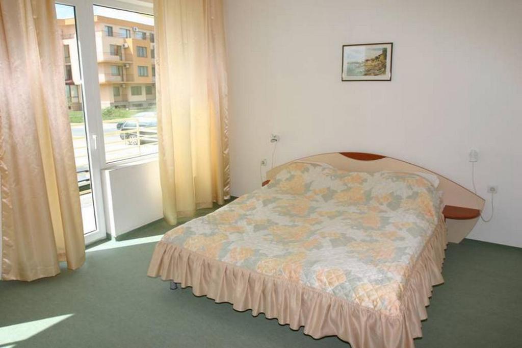 Harmony Beach Family Hotel Nesebar Quarto foto